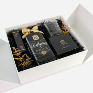 Personalizowany Wedding Box z Prośbą o Świadkowanie dla Niego z Whisky Ballantine’s 7YO